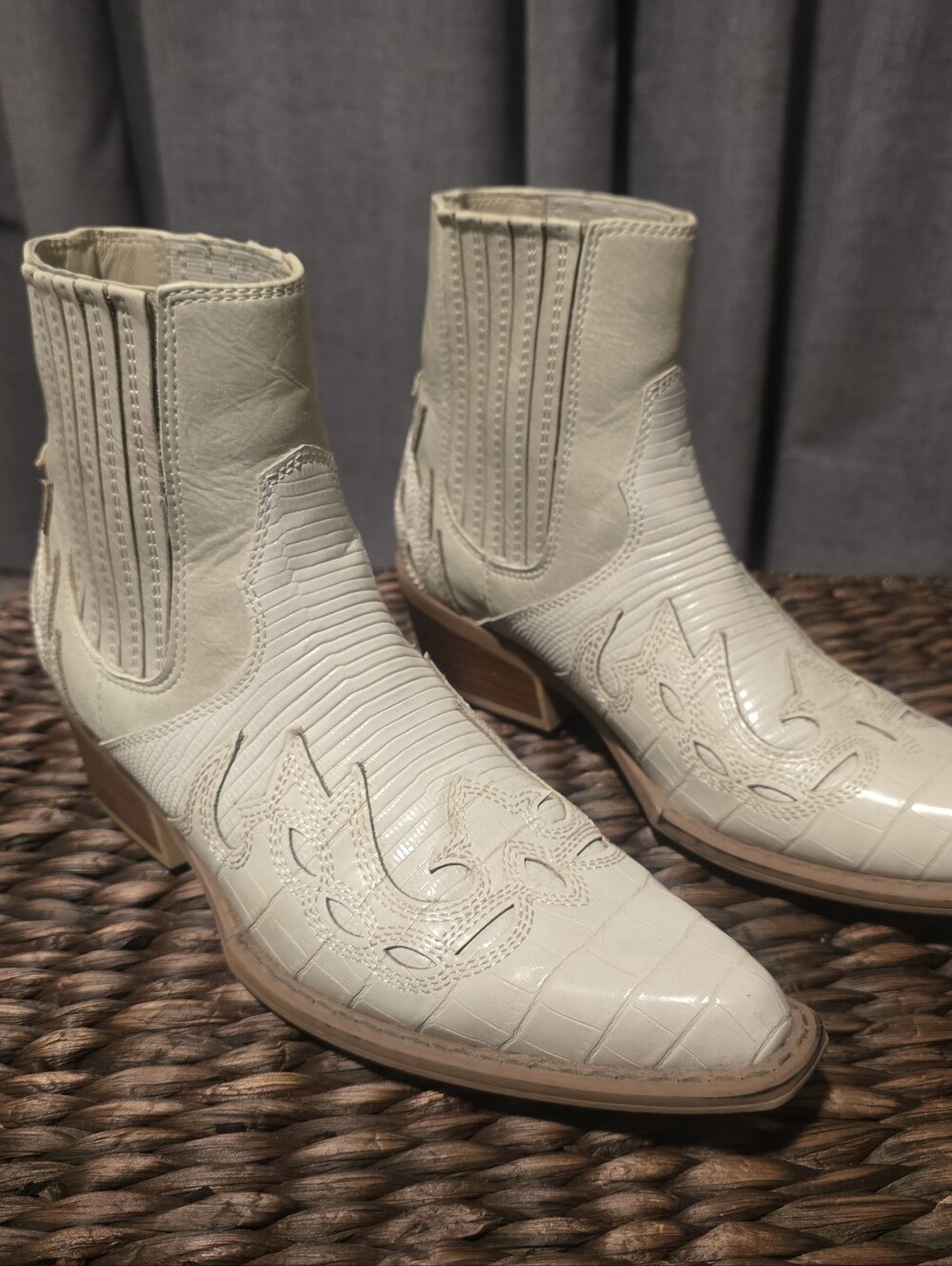 Womens Cream Western Ankle Boots - Stylish Leather Cowboy Boots